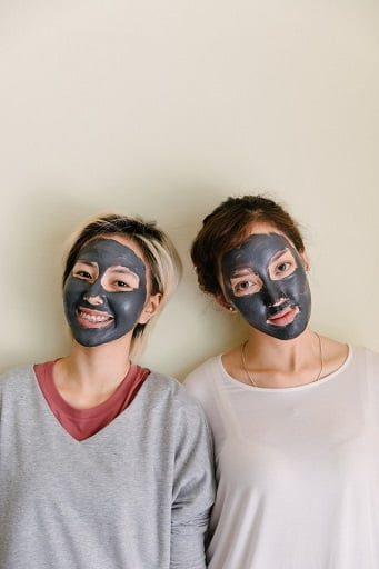 Manfaat Masker Charcoal